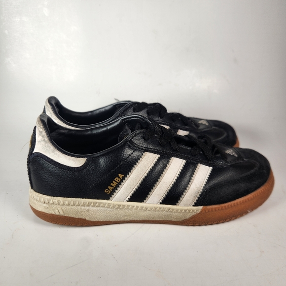SAMBA Adidas Youth Sneaker Size 2.5 Black Classic Leather Trainer Shoe Athletic - Picture 2 of 13